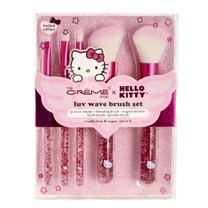 The Crème Shop x Hello Kitty Luv Wave Brush Set - Pink NIB